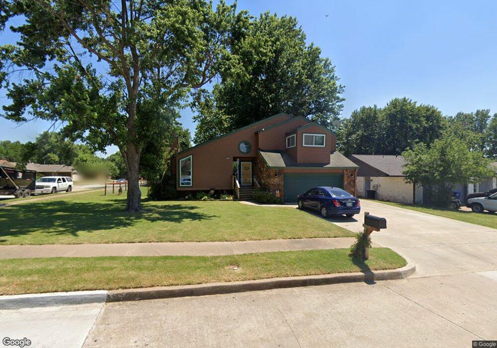 401 W Keywest St, Broken Arrow, OK 74011 - photo 1