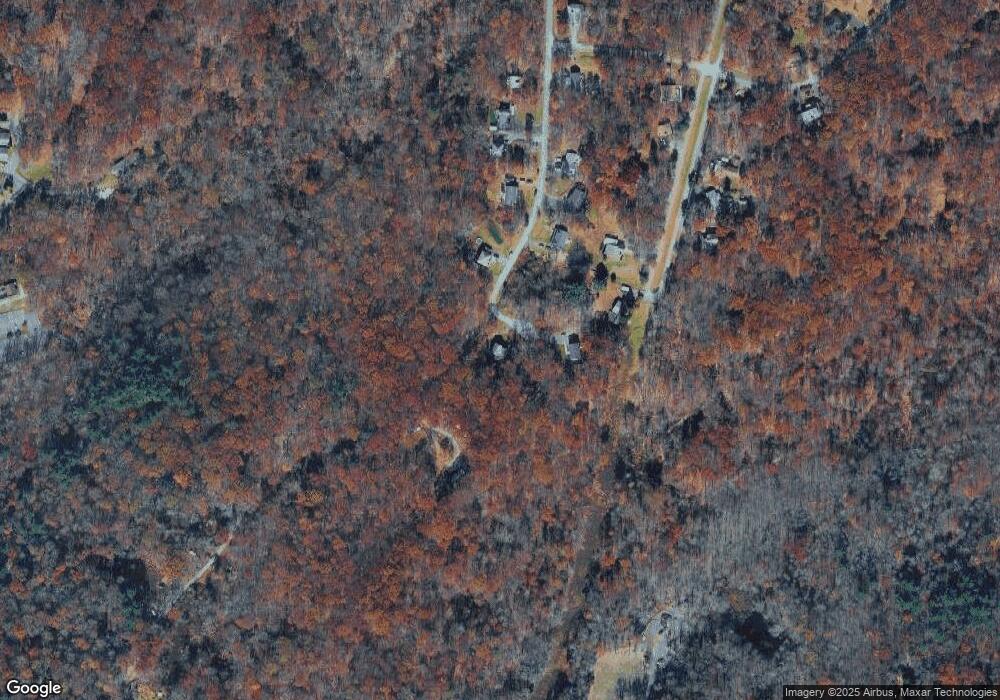 1232 Kens Ct, Bushkill, PA 18324 - photo 1