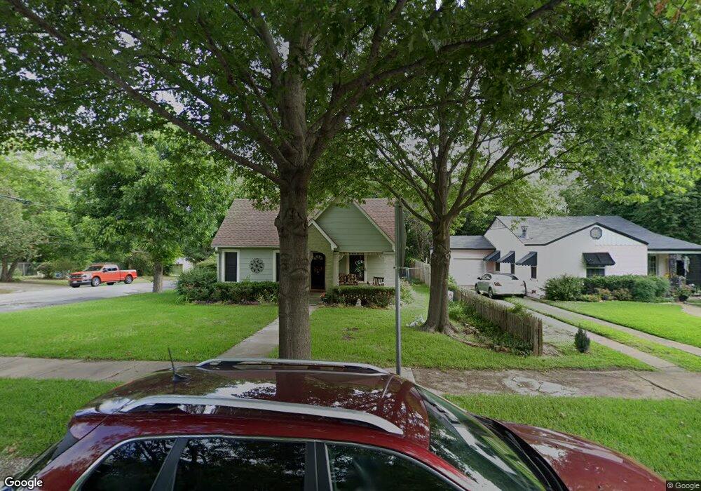 1231 W Sears St, Denison, TX 75020 - photo 1