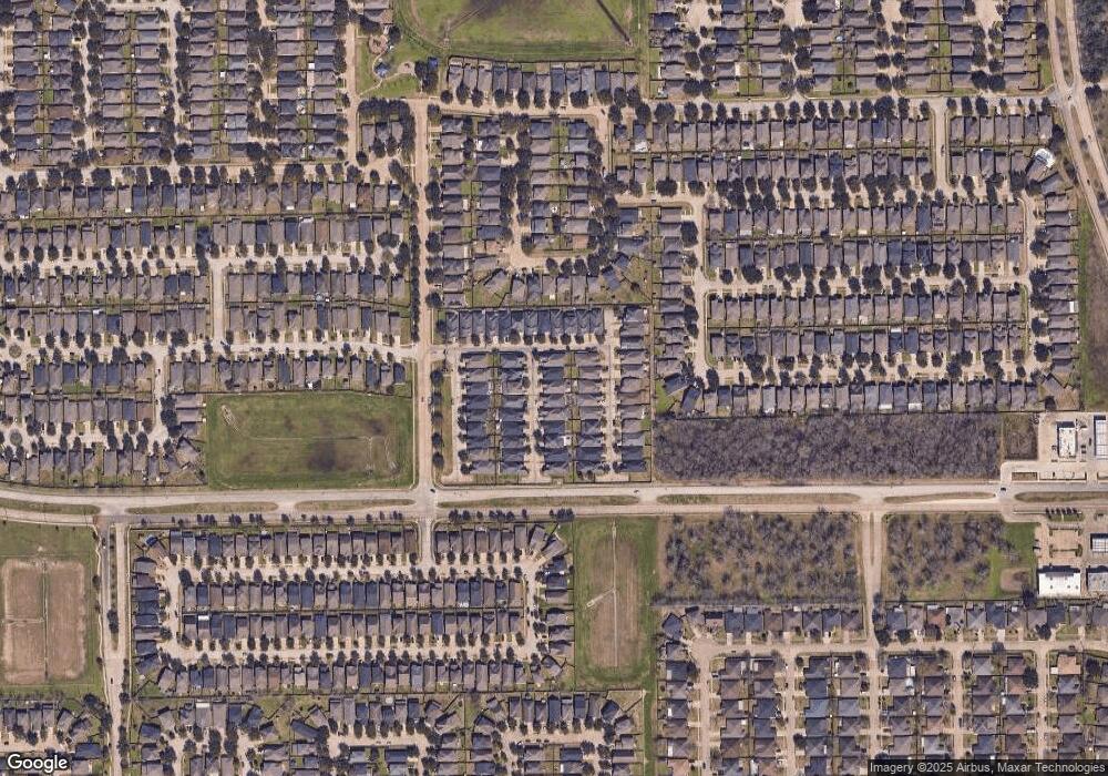 10511 Pleasant Villas Ln, Houston, TX 77075 - photo 1