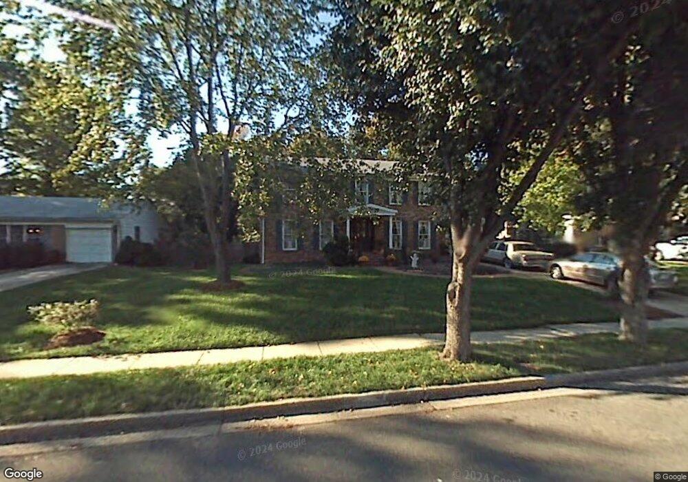 7520 Milway Dr, Alexandria, VA 22306 - photo 1