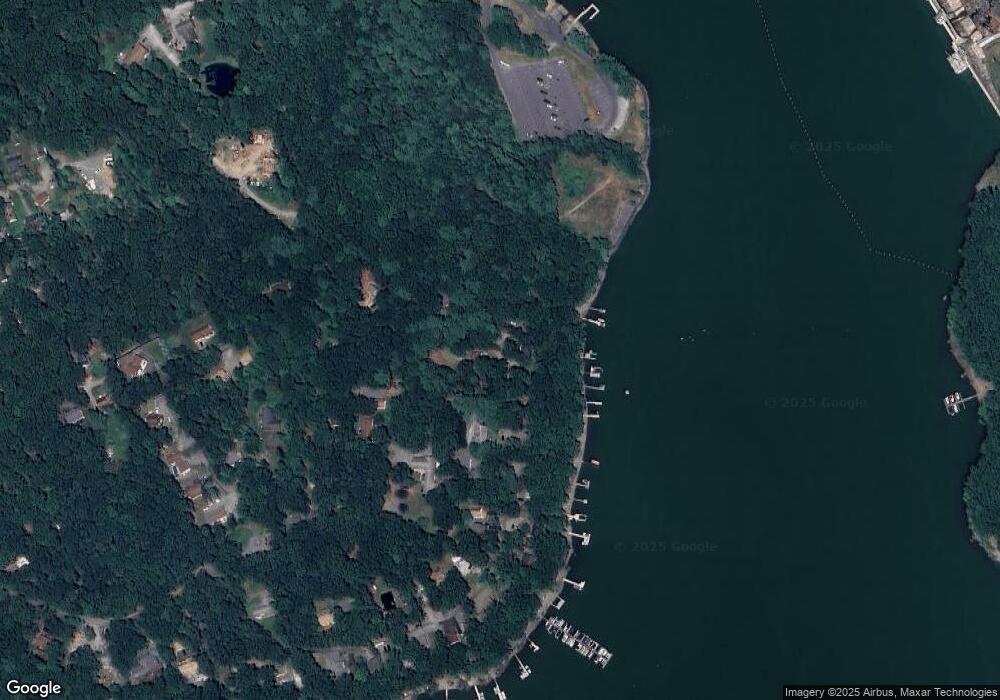 111 Lake Dr, Hawley, PA 18428 - photo 1