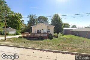203 E Morrison St, Edgewood, IA 52042