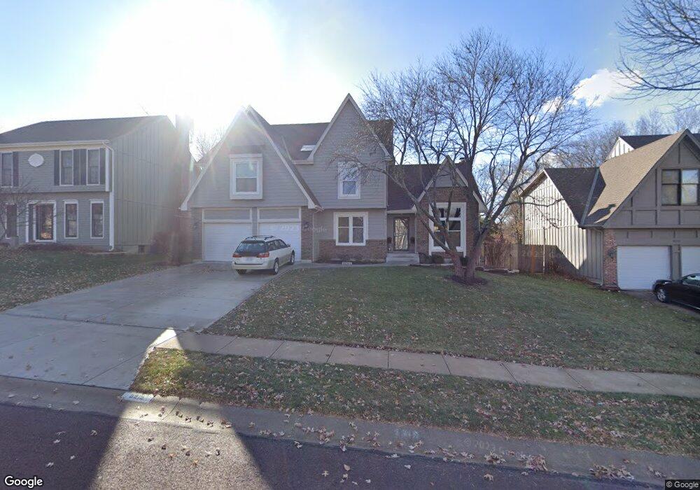 5915 W 157th Terrace, Overland Park, KS 66223 - photo 1