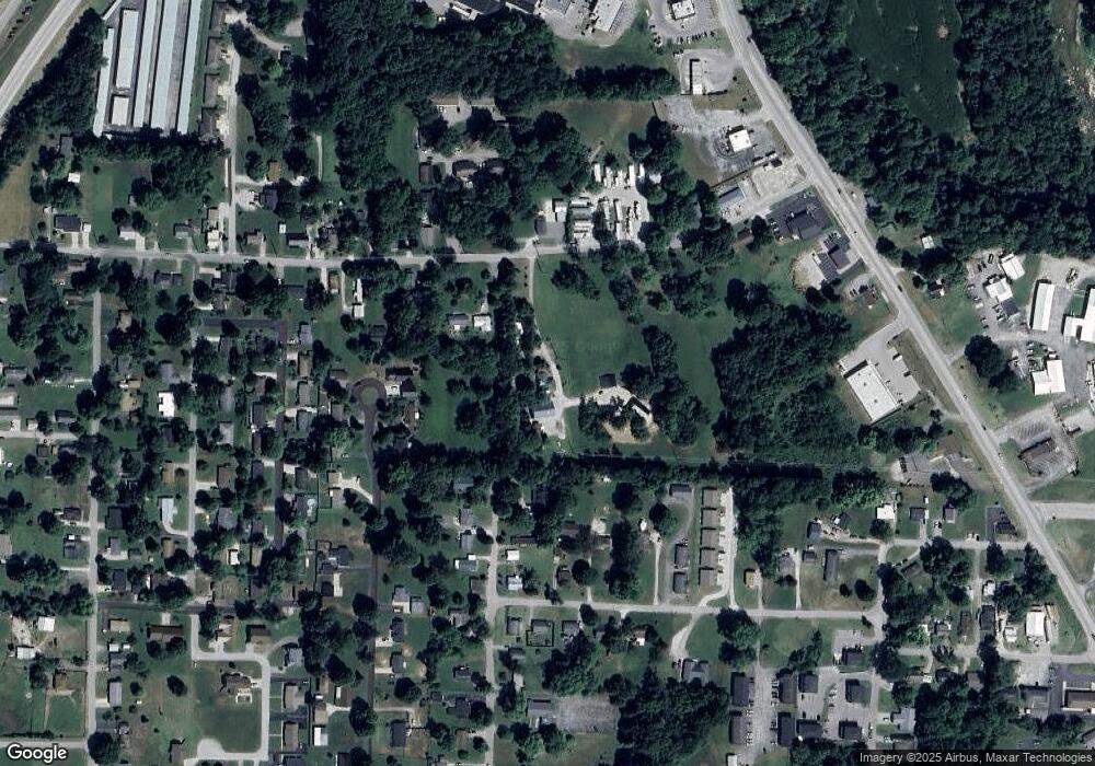 381 Wyandotte Ave, Corydon, IN 47112 - photo 1