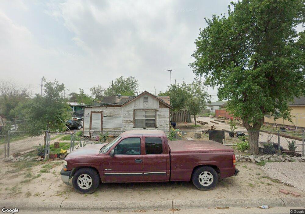 214 E Wright Ave, Pharr, TX 78577 - photo 1