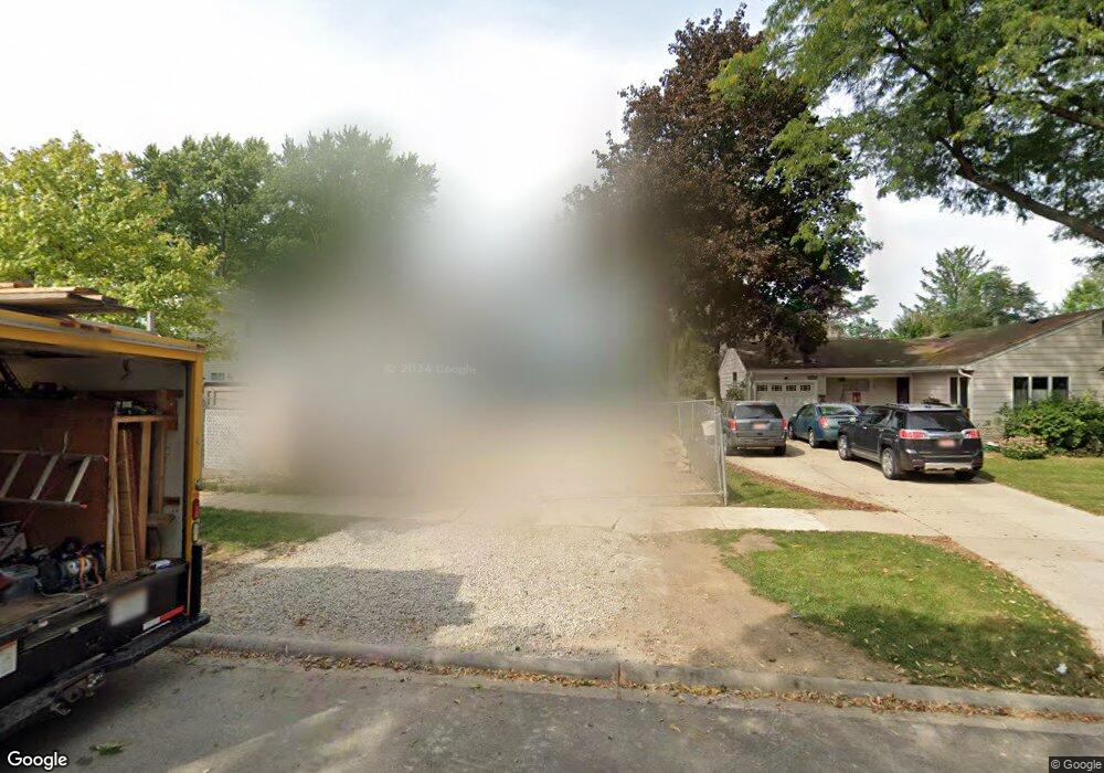 639 N Sleight St, Naperville, IL 60563 - photo 1