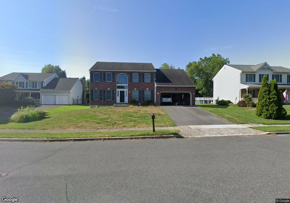 4030 Suncrest Ln, Bethlehem, PA 18020 - photo 1