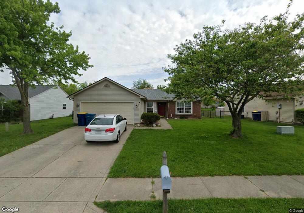 154 Meadow Creek South Dr, Whiteland, IN 46184 - photo 1