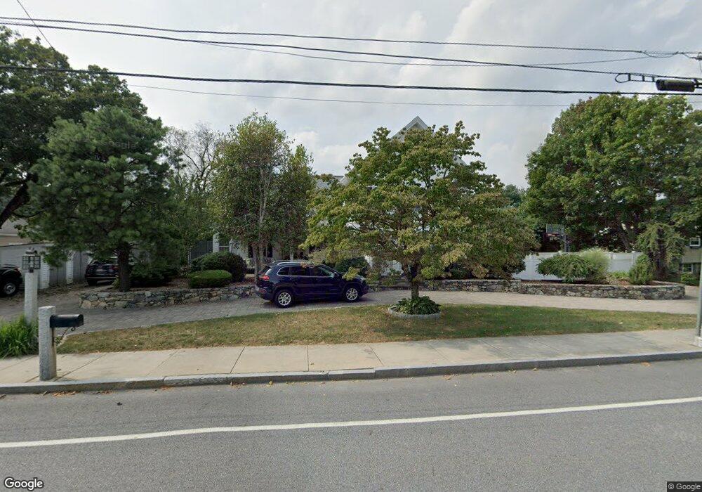 1322 Pond St, Franklin, MA 02038 - photo 1