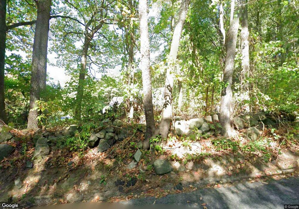 340 Chestnut St, Hudson, MA 01749 - photo 1