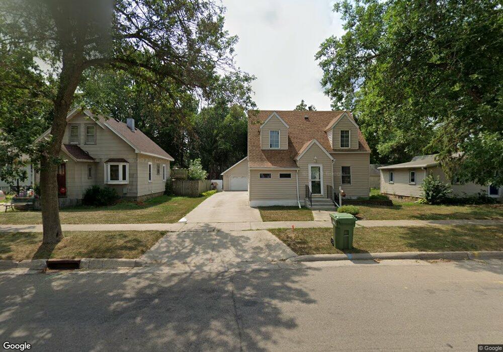 1311 10th Ave NW, Austin, MN 55912 - photo 1