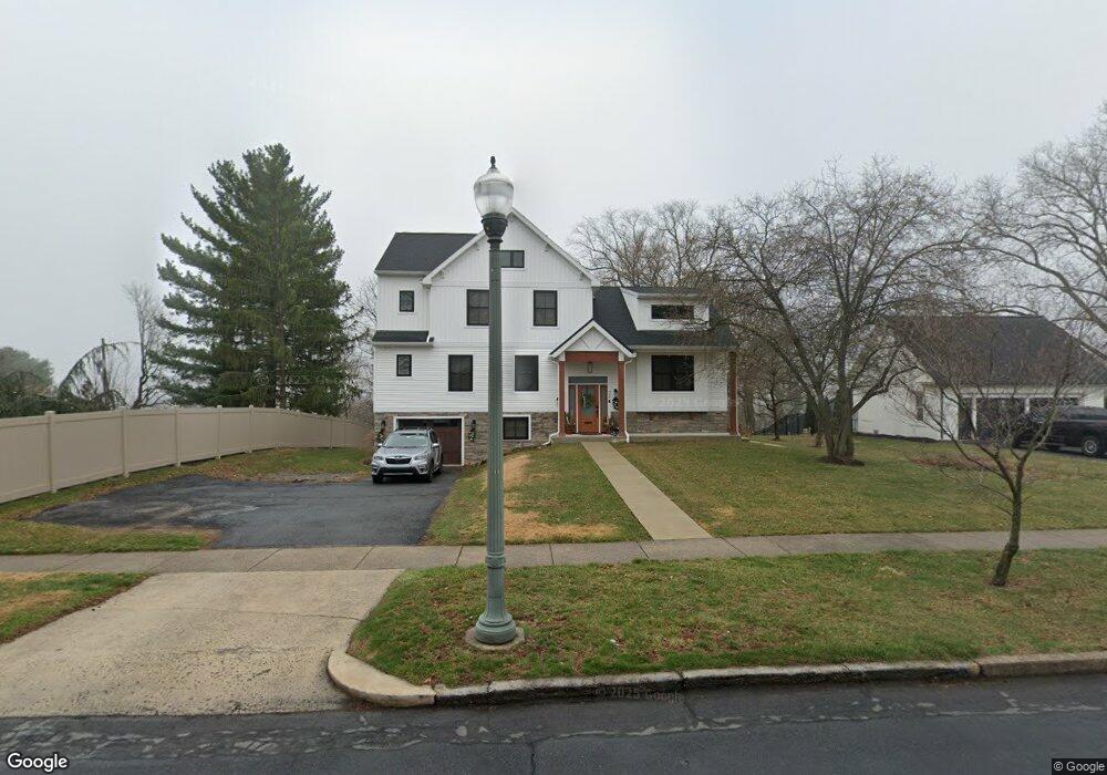 72 Grandview Blvd, Reading, PA 19609 - photo 1
