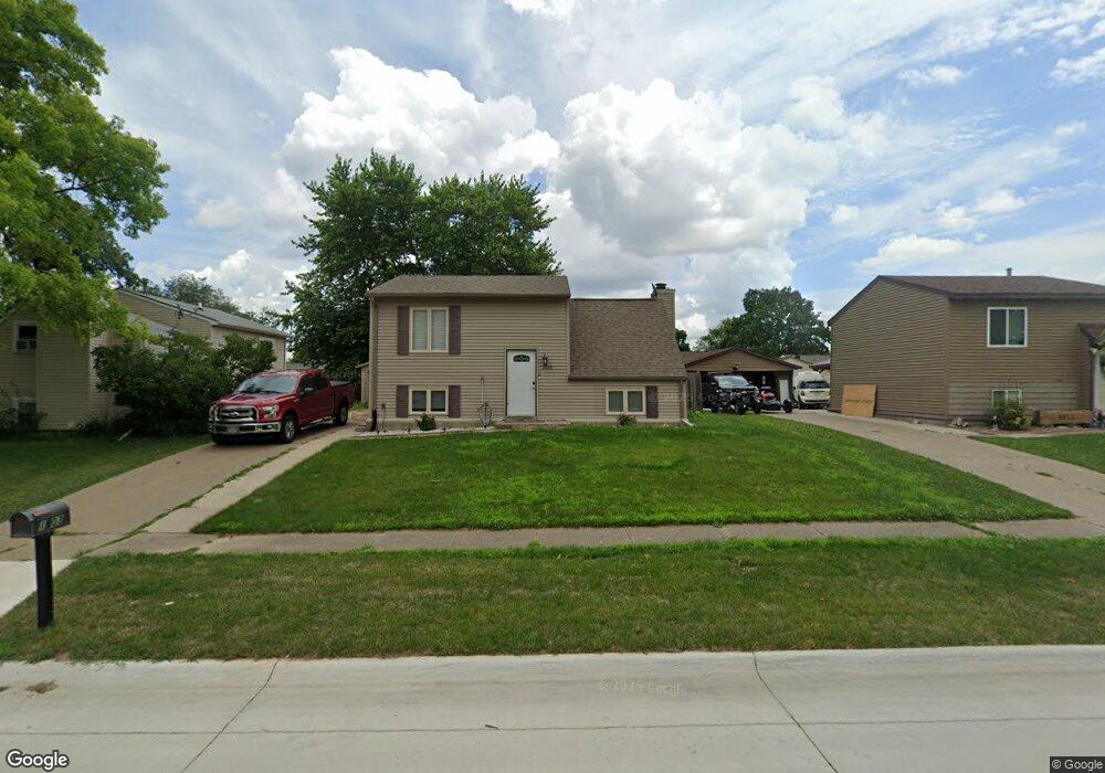1503 Emerald Dr, Davenport, IL 52804 - photo 1