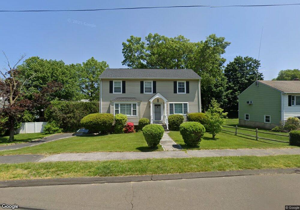 11 Essex Rd, Greenwich, CT 06831 - photo 1