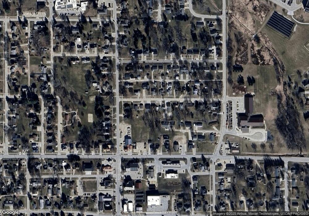 116 Cedar St, West Union, IA 52175 - photo 1