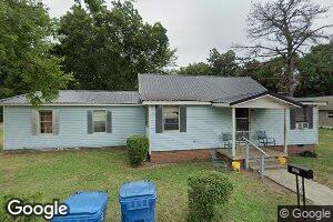 137 Railroad St, Lula, MS 38644