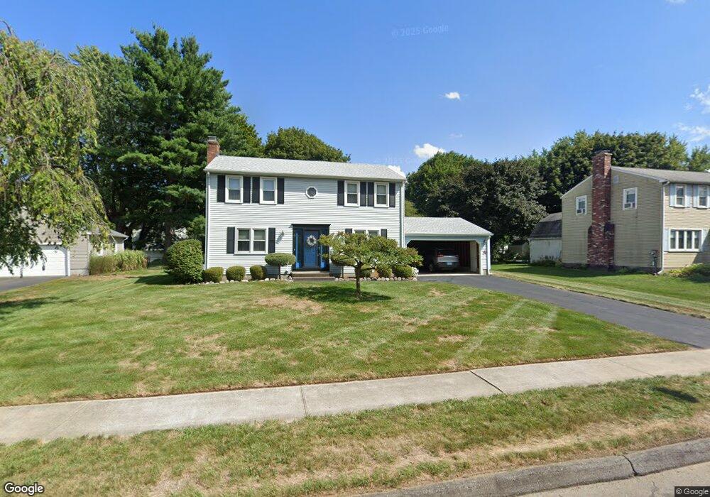 8 Deerfield Cir, Enfield, CT 06082 - photo 1