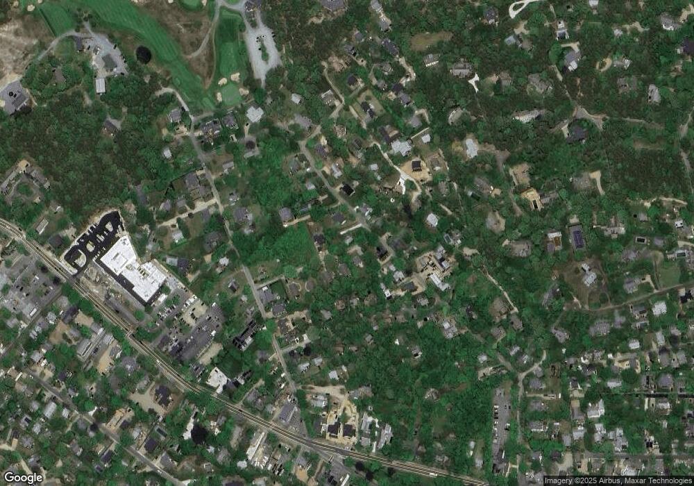 72 Pine St, Edgartown, MA 02539 - photo 1