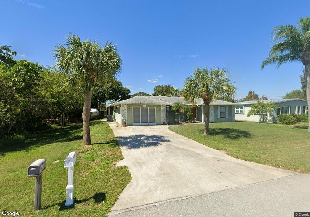 518 Saunders St, Sebastian, FL 32958 - photo 1