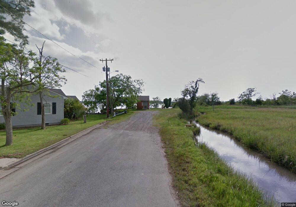 116 2nd St, West Point, VA 23181 - photo 1