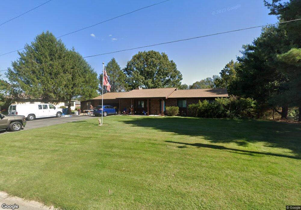 217 Willow Dr, Collinsville, IL 62234 - photo 1