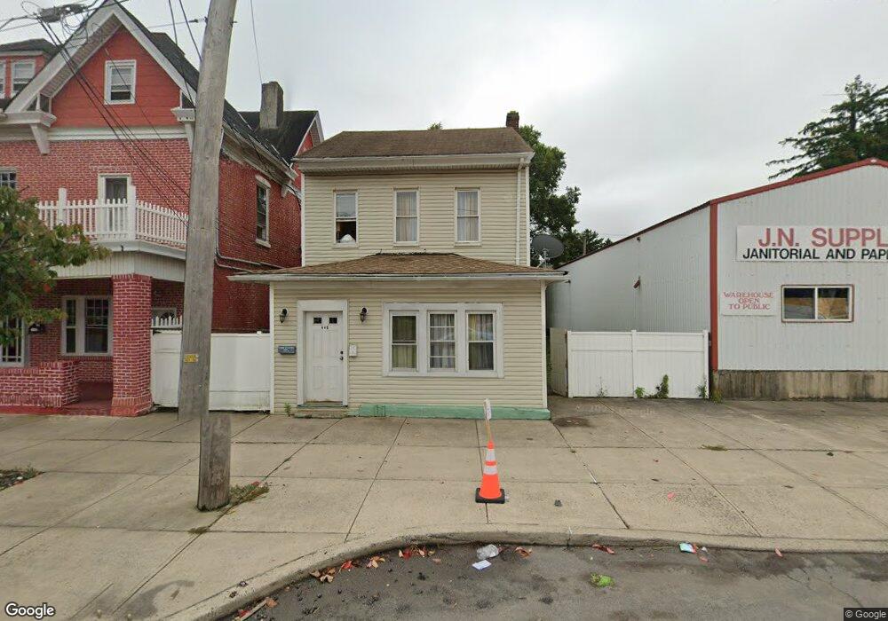 446 E Broad St, Hazleton, PA 18201 - photo 1