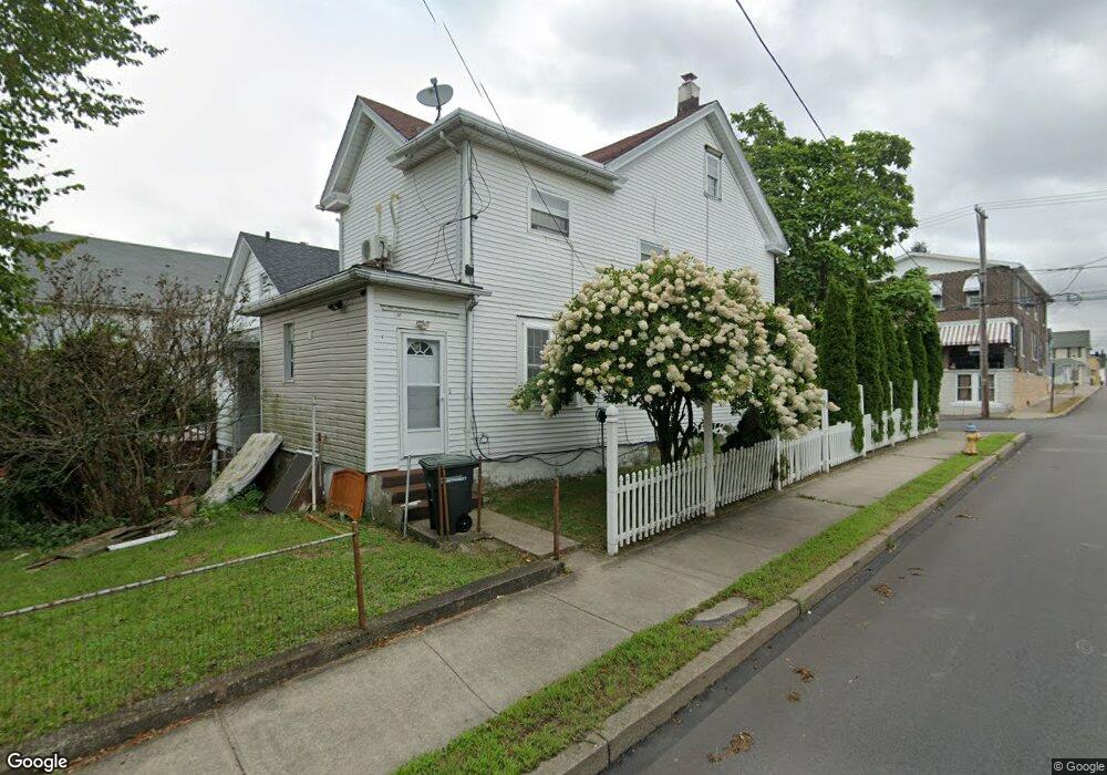 682 Carson St, Hazleton, PA 18201 - photo 1