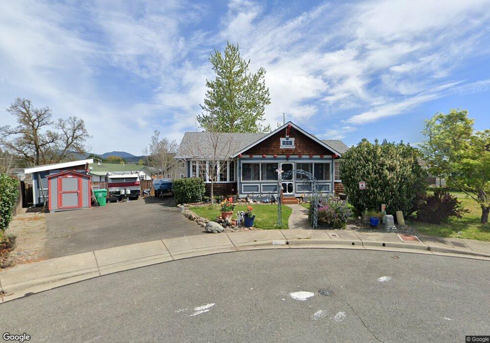 116 SW Lowe Ct, Grants Pass, OR 97527 - photo 1