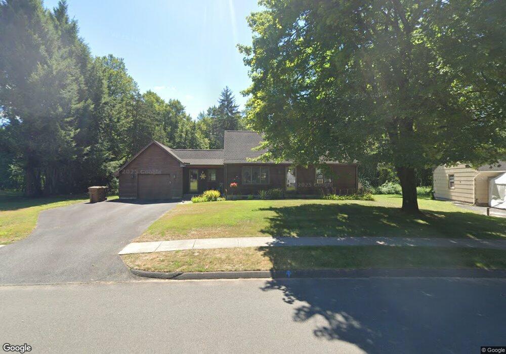 34 Tyler Rd, Enfield, CT 06082 - photo 1