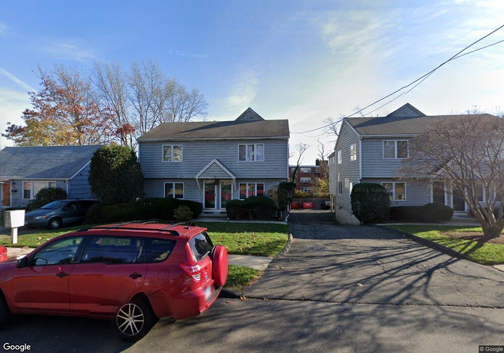 30 Fairview Ave unit 4, Norwalk, CT 06850 - photo 1