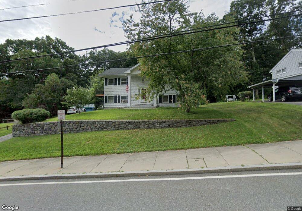 373 Aylsworth Ave, Woonsocket, RI 02895 - photo 1