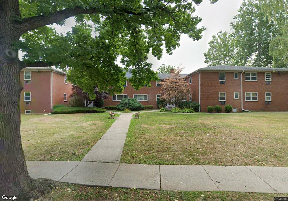 565 Jewett Ave, Staten Island, NY 10302 - photo 1