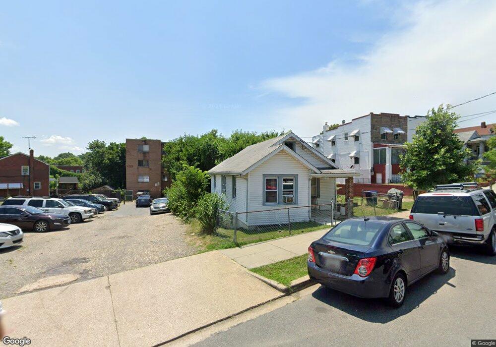 4319 Brooks St NE, Washington, DC 20019 - photo 1