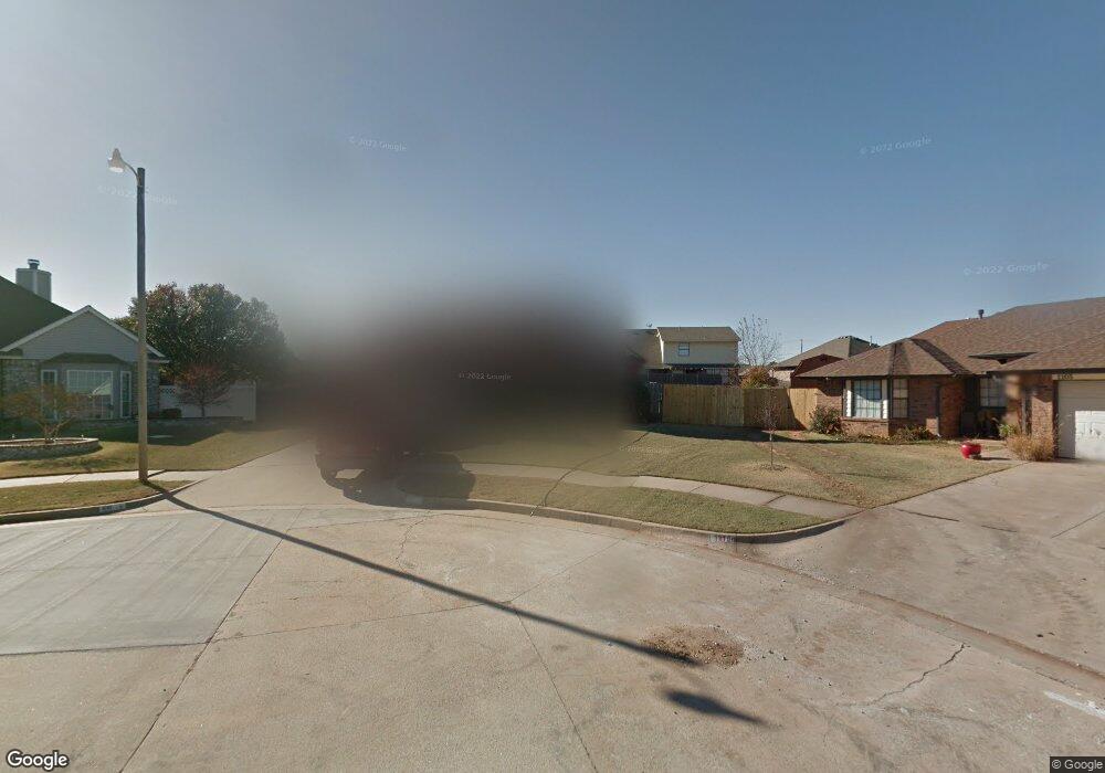 1101 NE 10th Ct, Moore, OK 73160 - photo 1