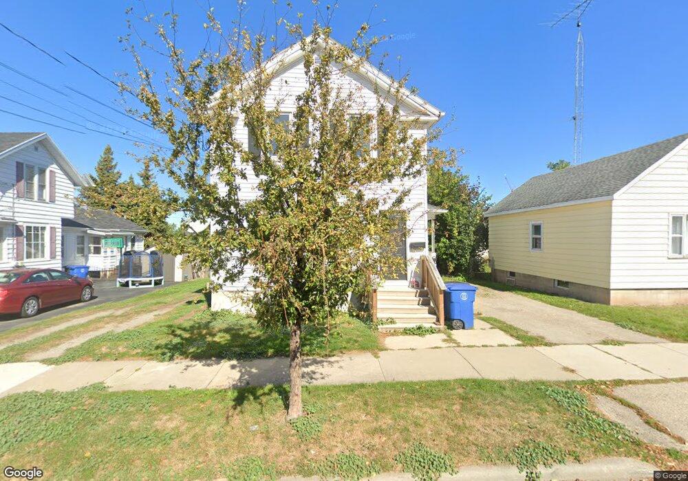 330 W 8th Ave, Oshkosh, WI 54902 - photo 1