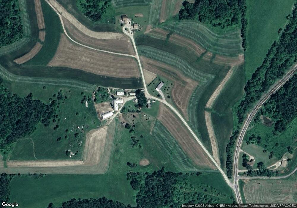 26023 Mount Pleasant Ln, Winona, MN 55987 - photo 1