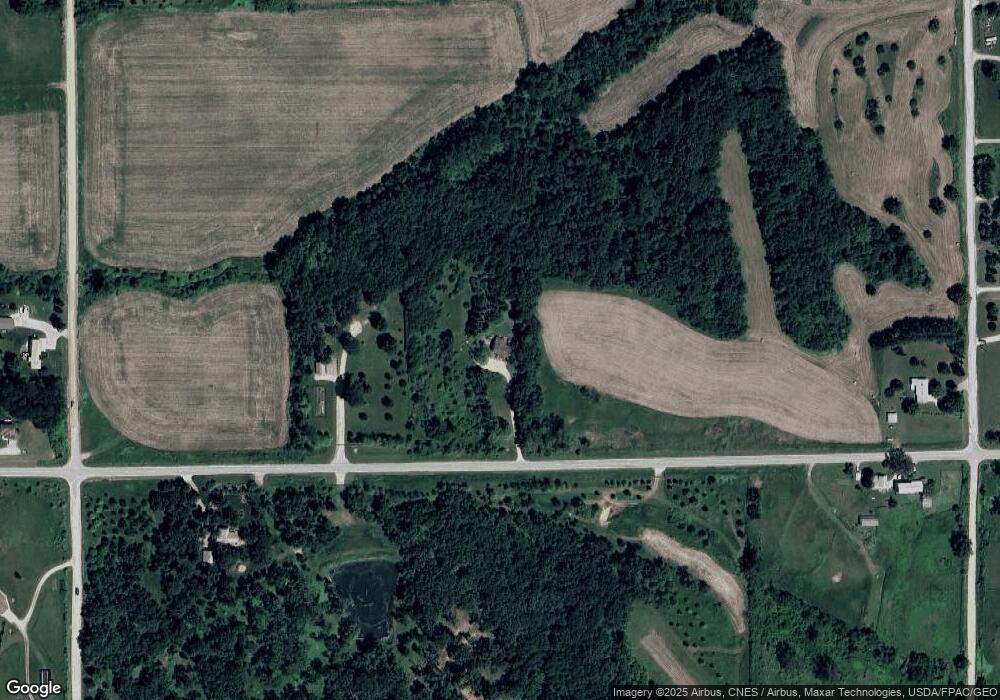 118 S 44th Ave W, Newton, IA 50208 - photo 1