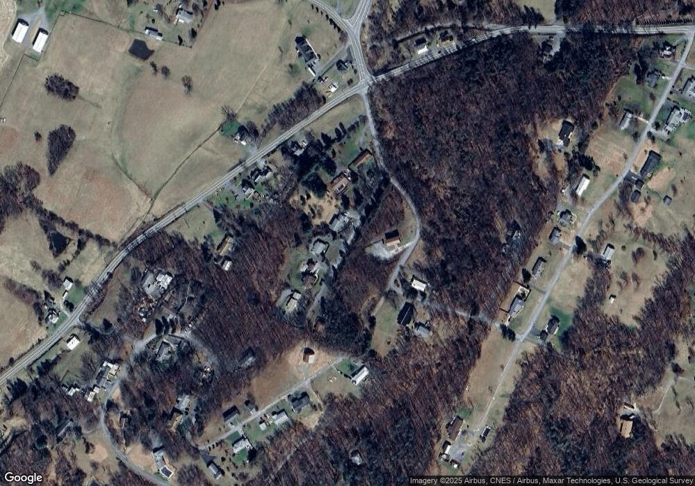 5 Green Acres, Berkeley Springs, WV 25411 - photo 1