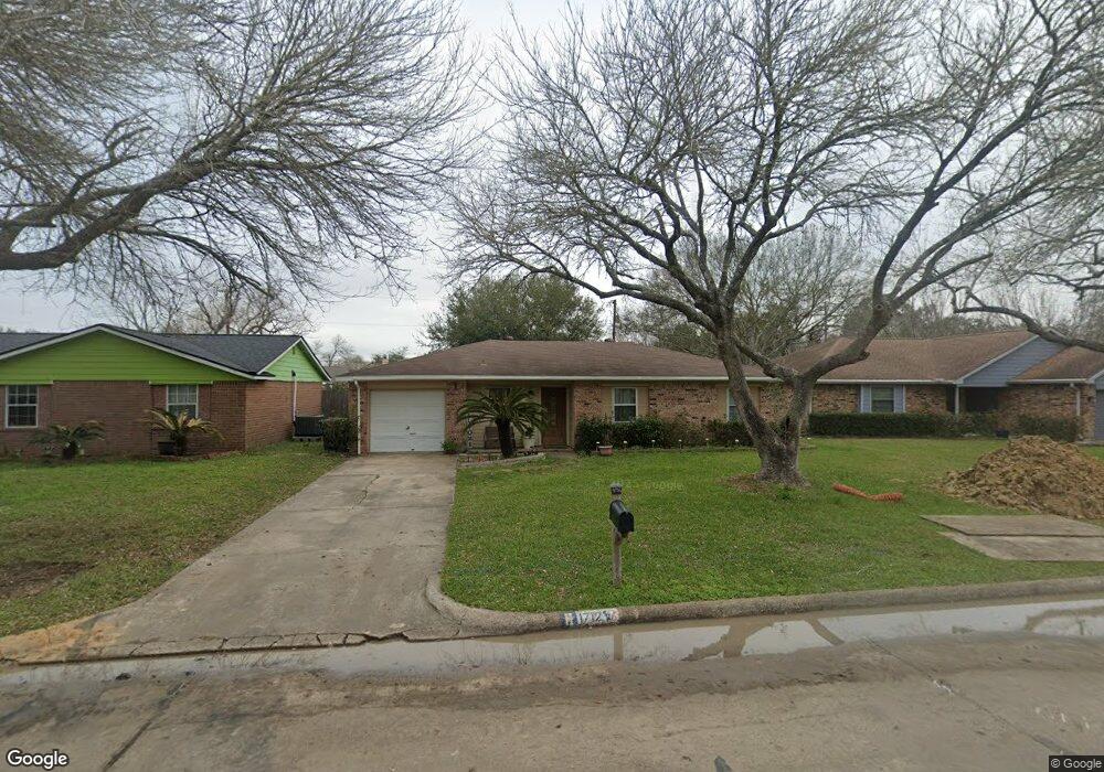 1712 Heather Ln, Alvin, TX 77511 - photo 1
