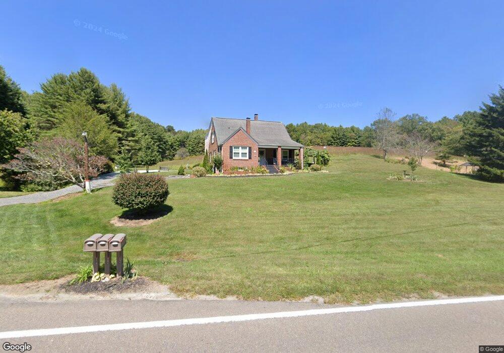 754 Cranberry Springs Rd, Fleetwood, NC 28626 - photo 1