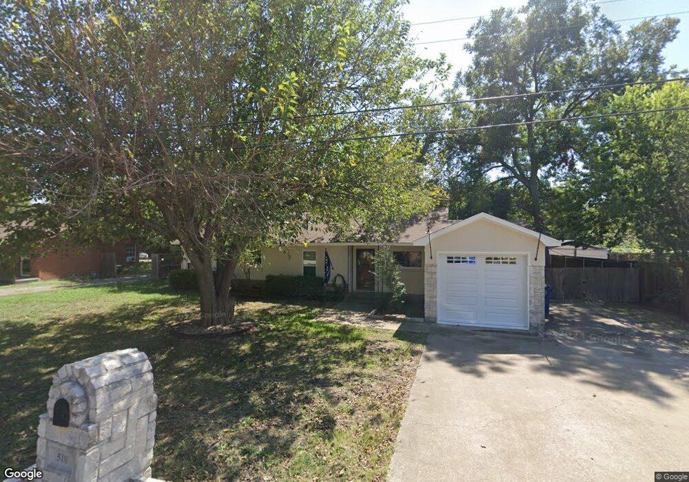 518 W Oak St, Celina, TX 75009 - photo 1