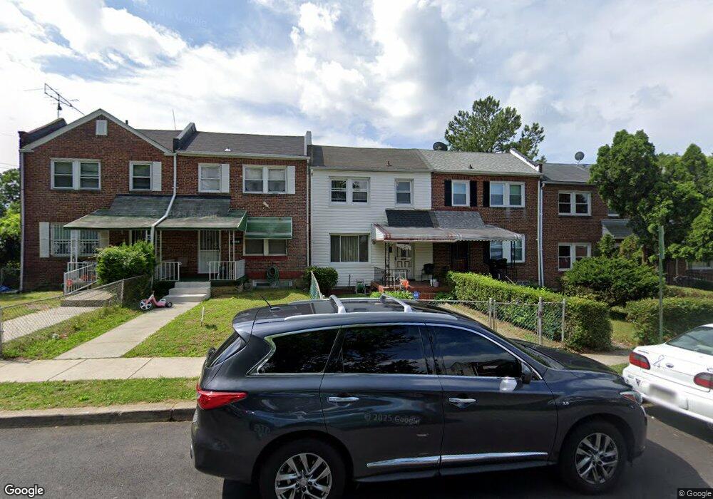 3205 Massachusetts Ave, Baltimore, MD 21229 - photo 1