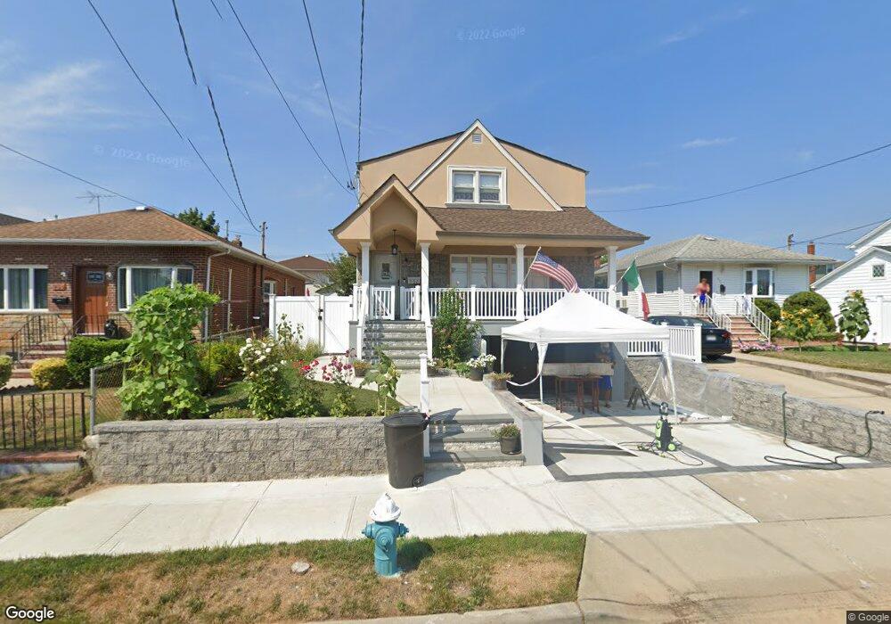 962 Second Ave, Franklin Square, NY 11010 - photo 1