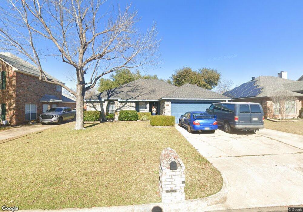 7517 Steward Ln, North Richland Hills, TX 76182 - photo 1