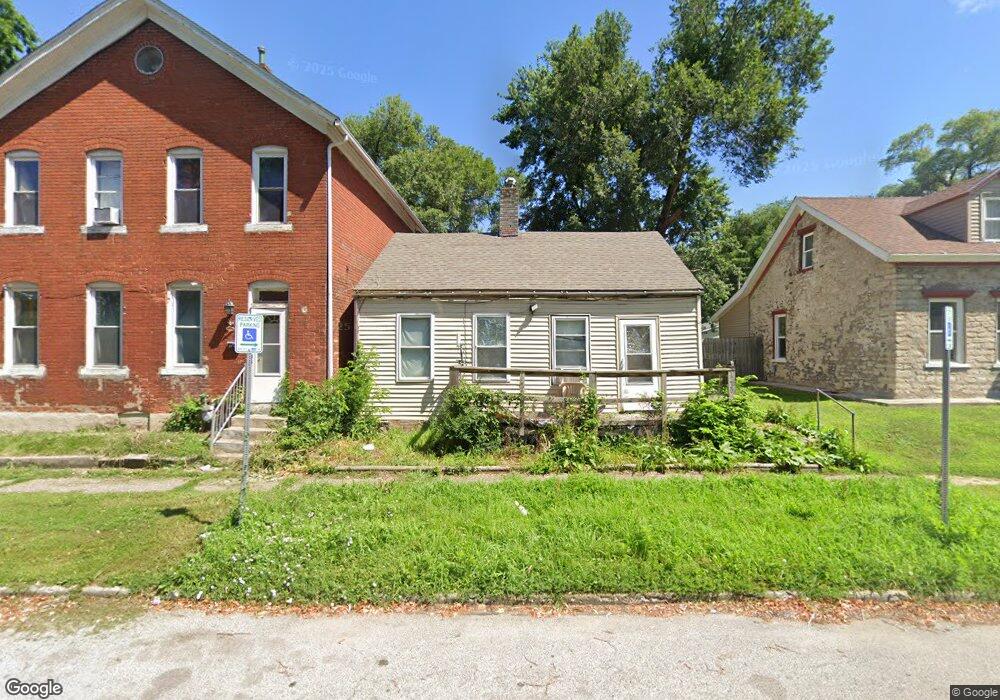 1230 W 6th St, Davenport, IA 52802 - photo 1