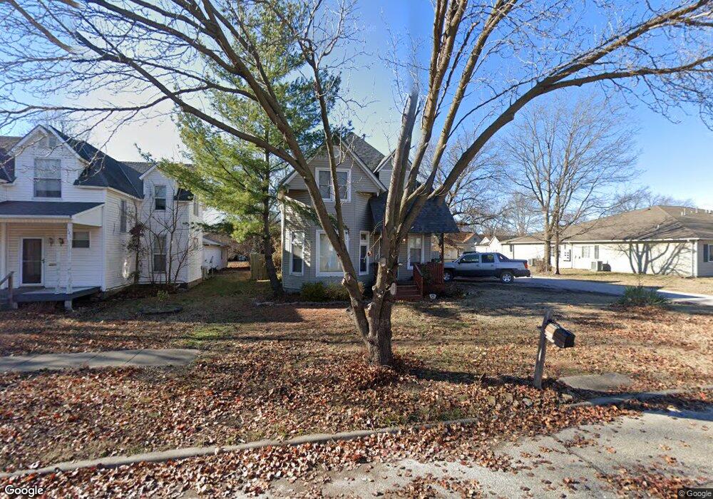 317 S 25th St, Parsons, KS 67357 - photo 1