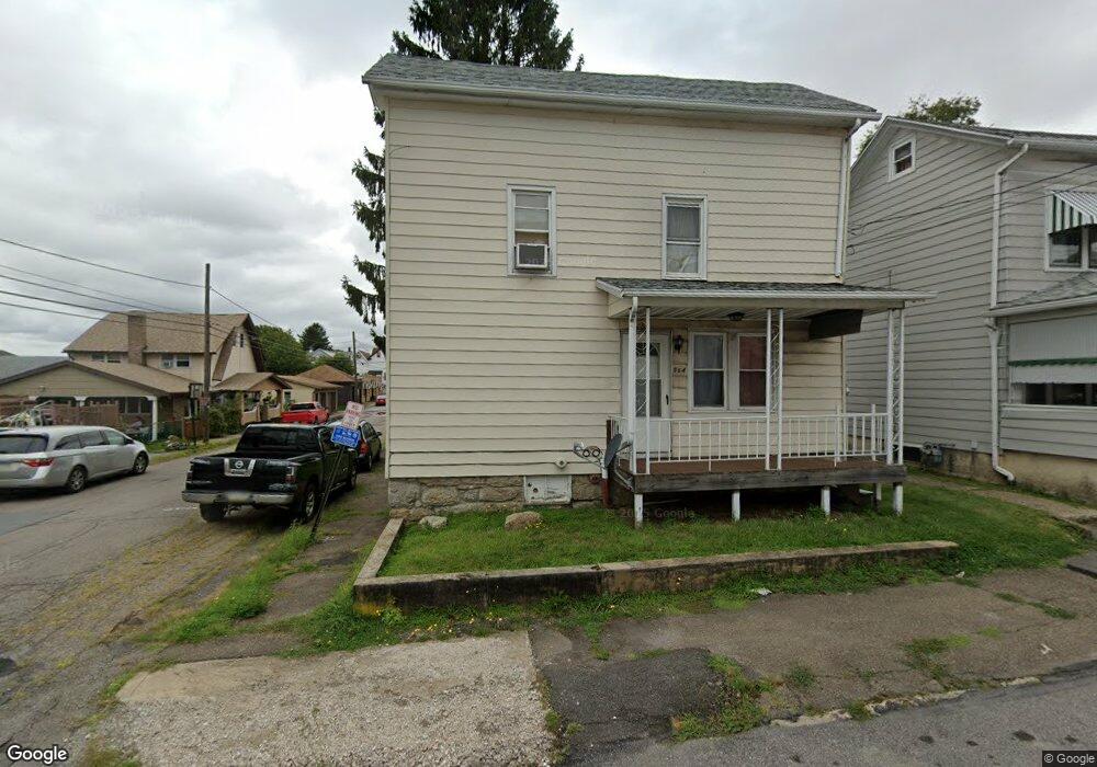 564 Garfield St, Hazleton, PA 18201 - photo 1