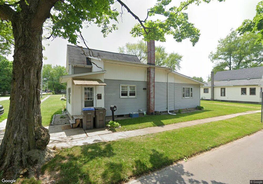 301 W Randolph St, Nappanee, IN 46550 - photo 1
