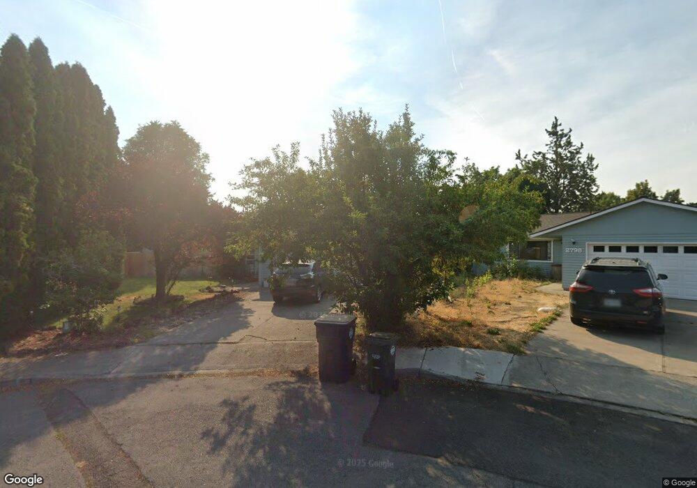 2804 NE Lapoint Ct, Bend, OR 97701 - photo 1